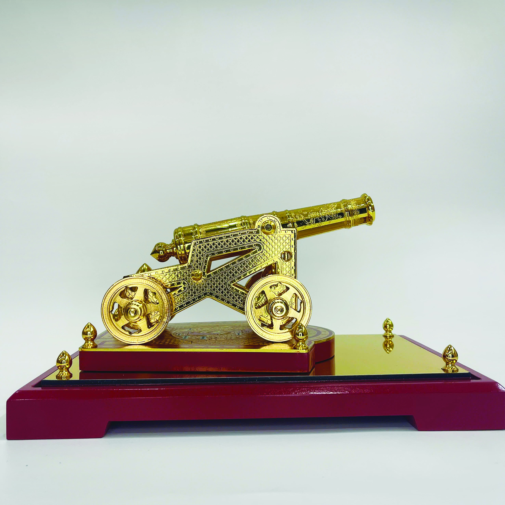 Súng Thần Công TC140 Mạ Vàng (loại 4 bánh)