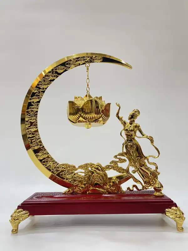 Nàng Tiên Treo Trầm Mạ Vàng